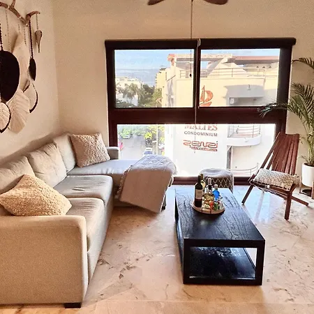 El Faro 403 Surf Apartment